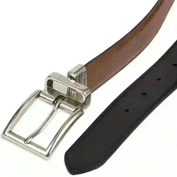 𝅺TOMMY Hilfiger Men\'s Reversible Belt​